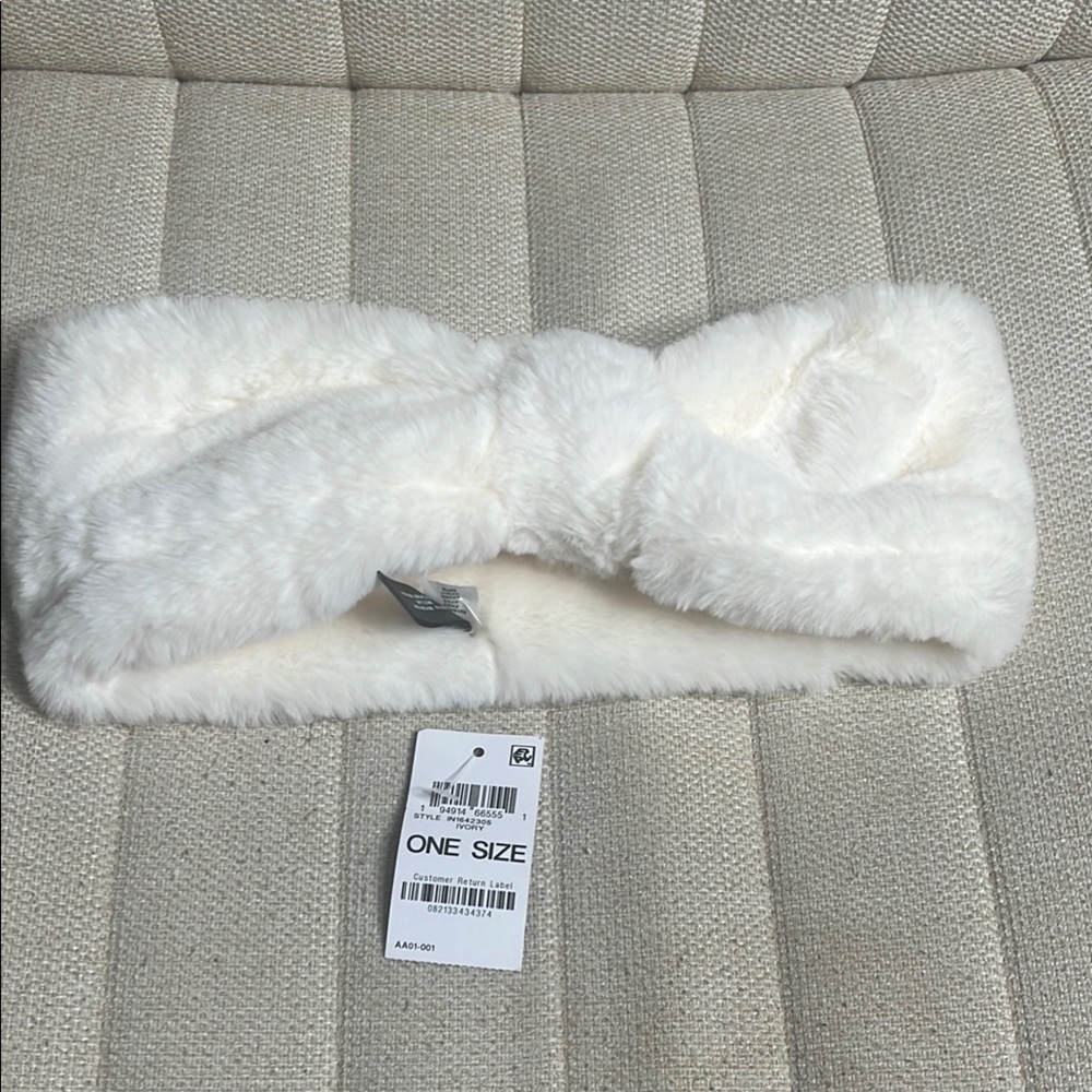 INC Fuzzy headband